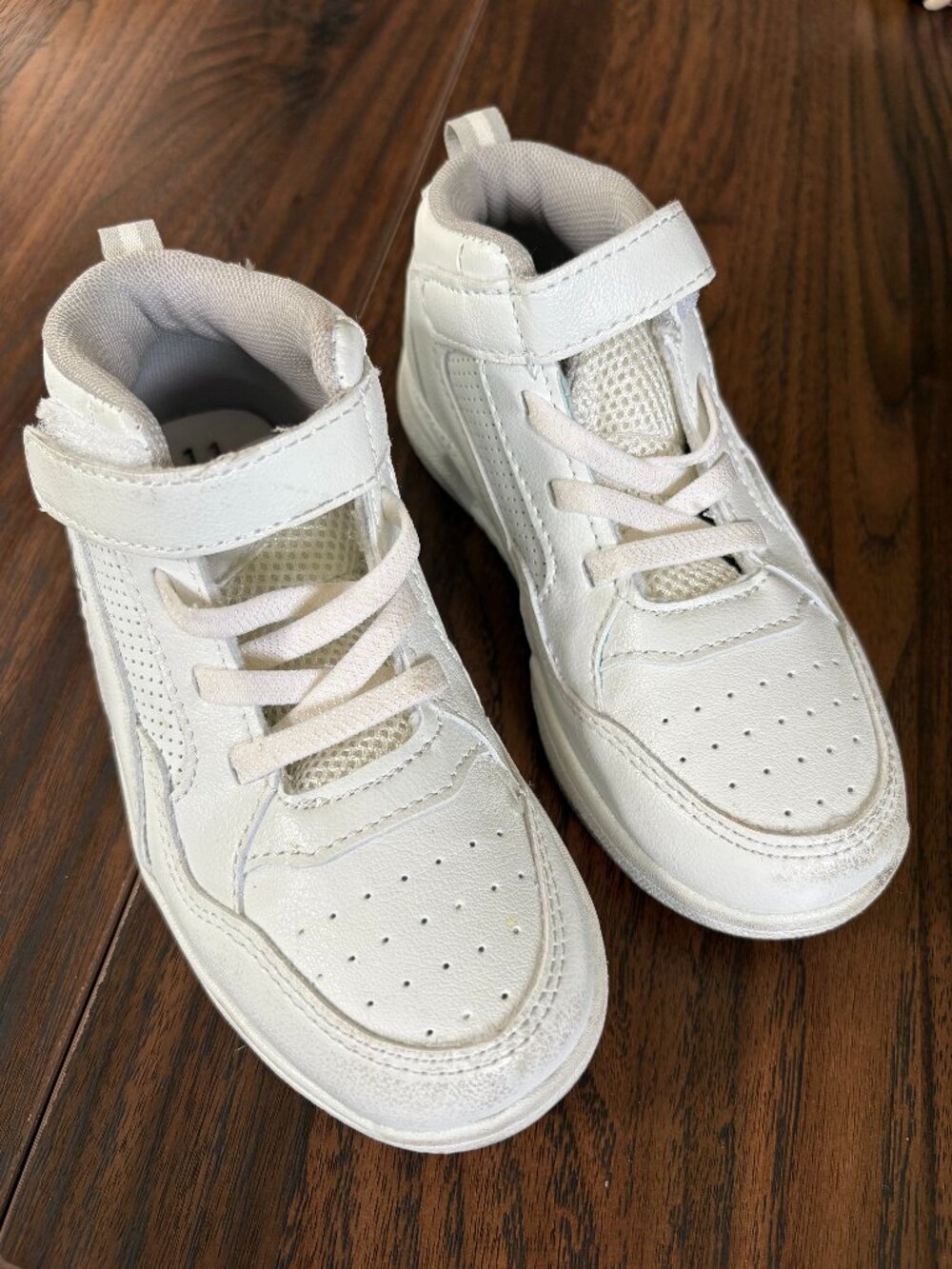 AND1 Kids Shoes Size 11C